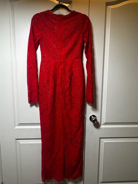 HOUSE OF CB 'Lisandra' Red Lace Maxi Dress /Size S-US 4-6 - Picture 5 of 5